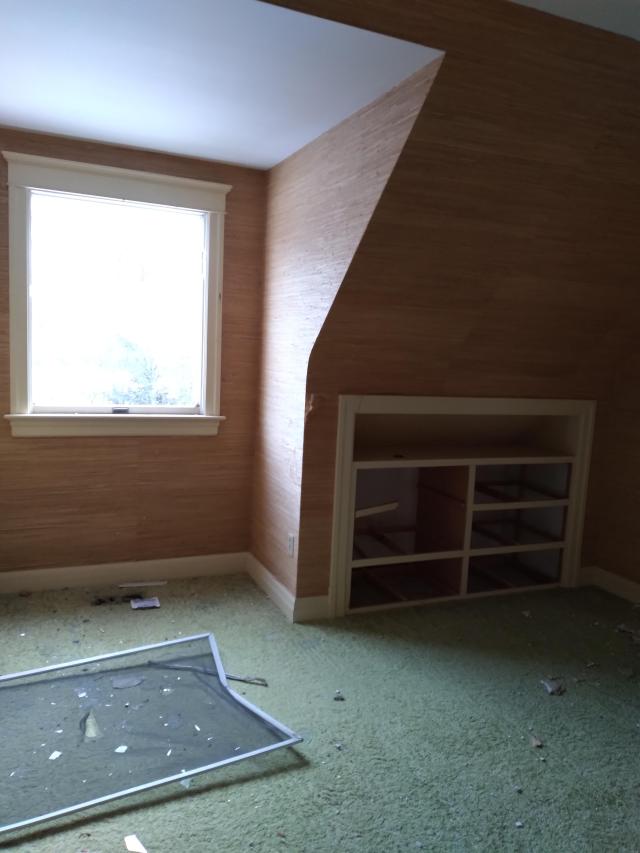 A bedroom in the house