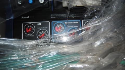 Long Gone - November 2013 - DSC_0100.jpg