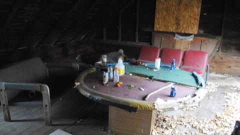 Long Gone - November 2013 - DSC_0101.jpg