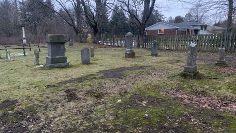 Kilbride United Cemetery New Years Eve 2021 - IMG_3679.JPG