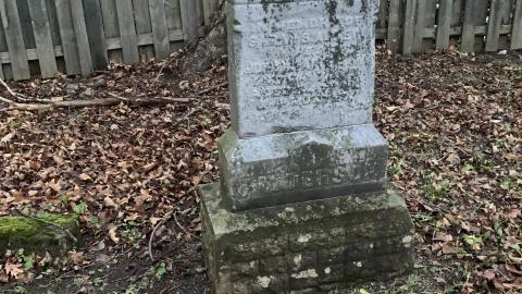 Kilbride Presbyterian Pioneer Cemetery New Years Eve 2021 - IMG_3690.JPG