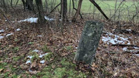 Kilbride Presbyterian Pioneer Cemetery New Years Eve 2021 - IMG_3697.JPG