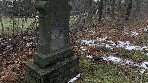 Kilbride Presbyterian Pioneer Cemetery New Years Eve 2021 - IMG_3708.JPG