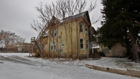 19 Mill St - IMG_0737.JPG