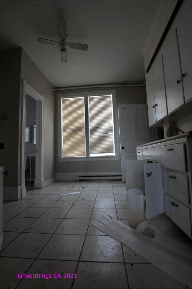 Follow The Yellow Brick Row photo 4