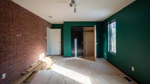 January 2022 - abandoned toronto bridle path mansion-45.jpg