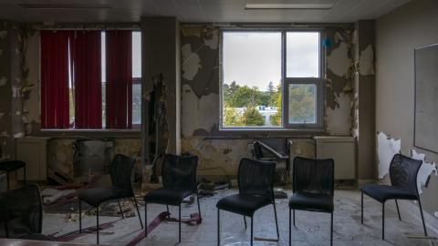 Medical Building - Oct '21 - Chairs02B.jpg