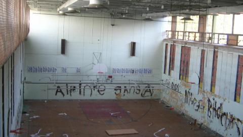 Crooked Overexposed Low-Res Photos From A Decade Ago - October 2012 - IMG_2385.JPG