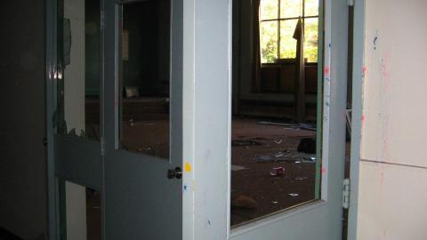 Crooked Overexposed Low-Res Photos From A Decade Ago - October 2012 - IMG_2401.JPG