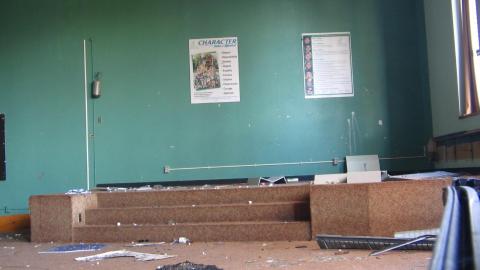 Crooked Overexposed Low-Res Photos From A Decade Ago - October 2012 - IMG_2404.JPG