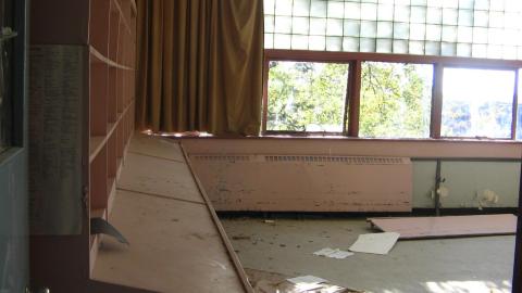 Crooked Overexposed Low-Res Photos From A Decade Ago - October 2012 - IMG_2440.JPG