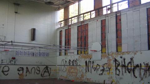 Crooked Overexposed Low-Res Photos From A Decade Ago - October 2012 - IMG_2454.JPG