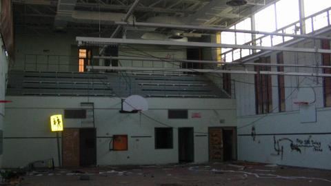 Crooked Overexposed Low-Res Photos From A Decade Ago - October 2012 - IMG_2457.JPG