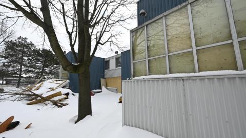 Too Much Snow - _DSC8695.JPG