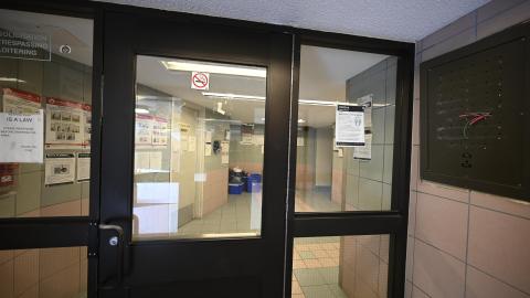 Too Much Snow - _DSC8704.JPG