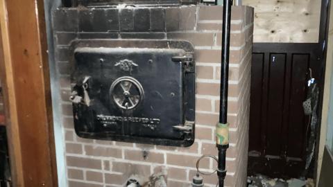 Empty and lonely - IMG_2533.jpeg