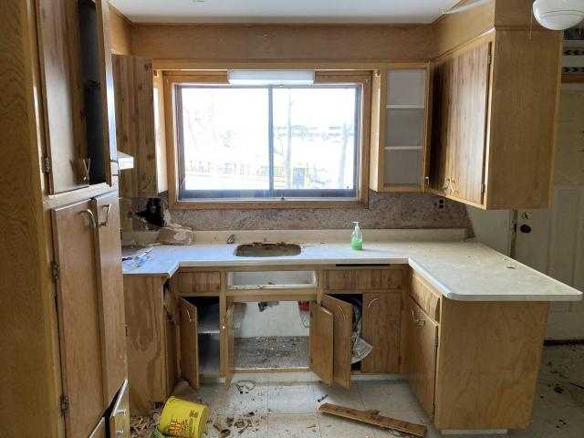 Erb street walk-up photo 5