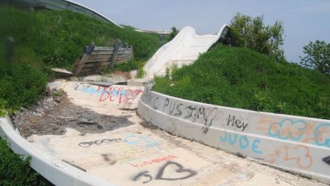 First Time Getting Wet - June 2013 - DSC_0204.JPG
