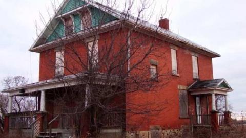 This old House - 2.jpg