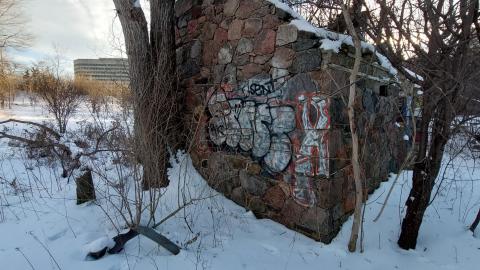 Still standing - 20220220_165725.jpg