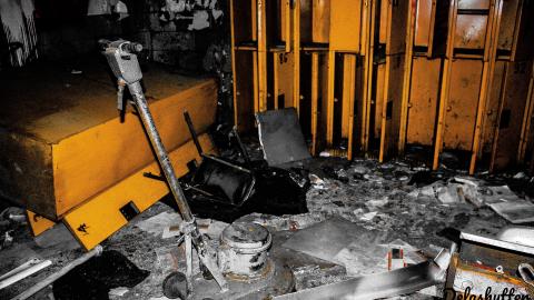 crowe's feet - Add Watermark_2022_02_20_09_18_35 (33).jpg