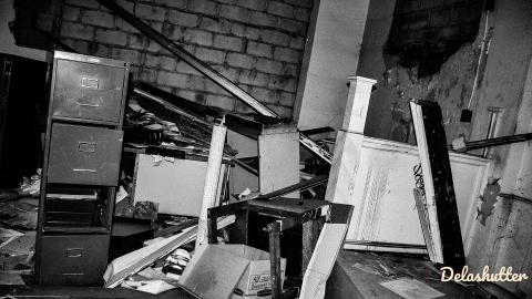 crowe's feet - Add Watermark_2022_02_20_09_18_35 (48).jpg