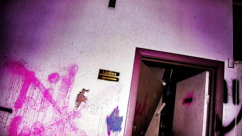 crowe's feet - Add Watermark_2022_02_20_09_18_35 (52).jpg