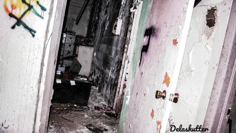 crowe's feet - Add Watermark_2022_02_20_09_18_35 (54).jpg