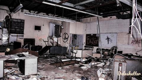 crowe's feet - Add Watermark_2022_02_20_09_18_35 (59).jpg