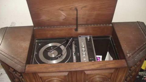 old cars 2 - tysons b-day 082.jpg