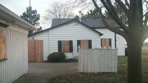 pics - Brittania-Beauty-in-Question1.jpg