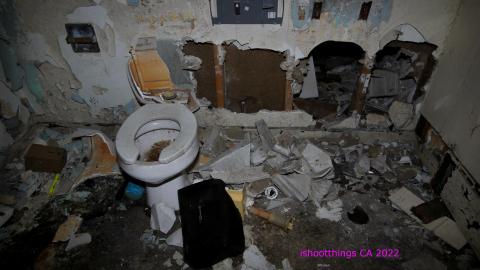 Last Time, I Was Yelled At. This Time I Did The Yelling - IMG_2784.JPG