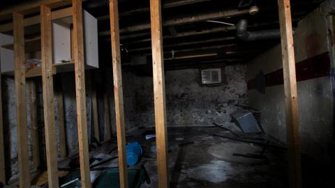 53 Courtland Ave East - IMG_0451.JPG