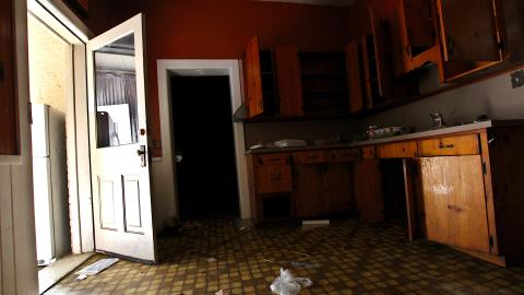 49 Courtland Ave East - IMG_0387.JPG