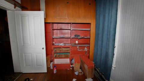 49 Courtland Ave East - IMG_0395.JPG