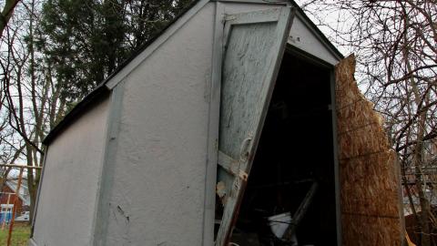 49 Courtland Ave East - IMG_0427.JPG