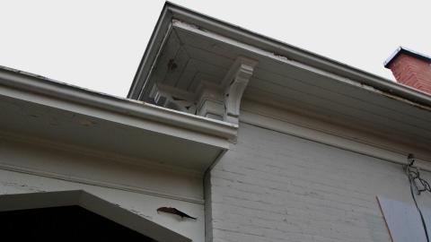 49 Courtland Ave East - IMG_0530.JPG