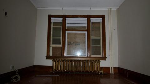 45 Courtland Ave East - IMG_0471.JPG