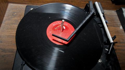 45 Courtland Ave East - IMG_0499.JPG