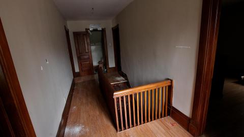 45 Courtland Ave East - IMG_0502.JPG