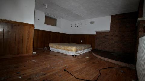 45 Courtland Ave East - IMG_0509.JPG