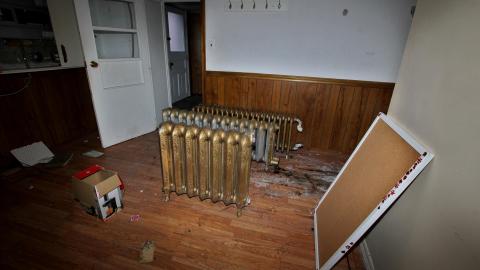 45 Courtland Ave East - IMG_0514.JPG