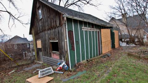 45 Courtland Ave East - IMG_0526.JPG