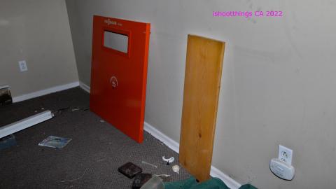 Frozen Fingers In Late JAN '22 - IMG_1786.JPG