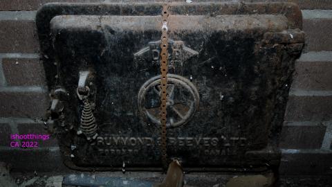 Frozen Fingers In Late JAN '22 - IMG_1804.JPG