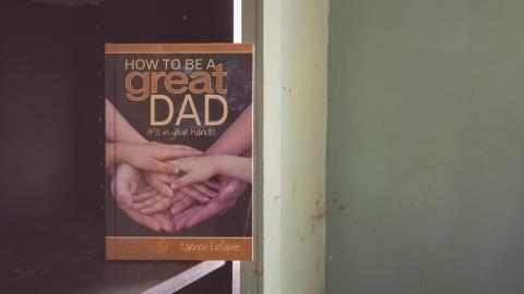 DSLR Pics - exploring the now abandoned house where my parents met-25-2.jpg