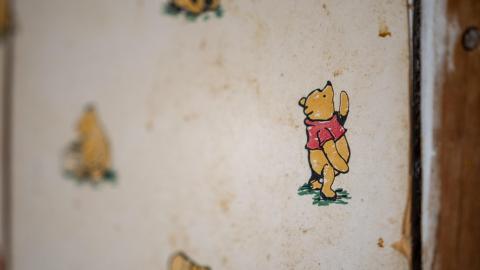 DSLR Pics - exploring the now abandoned house where my parents met-26-2.jpg