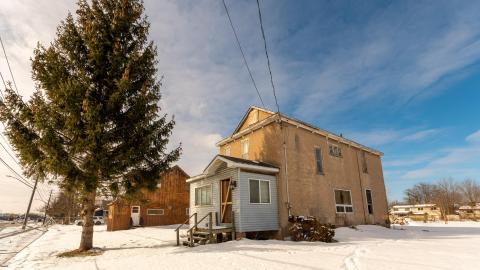 DSLR Pics - exploring the now abandoned house where my parents met-32.jpg