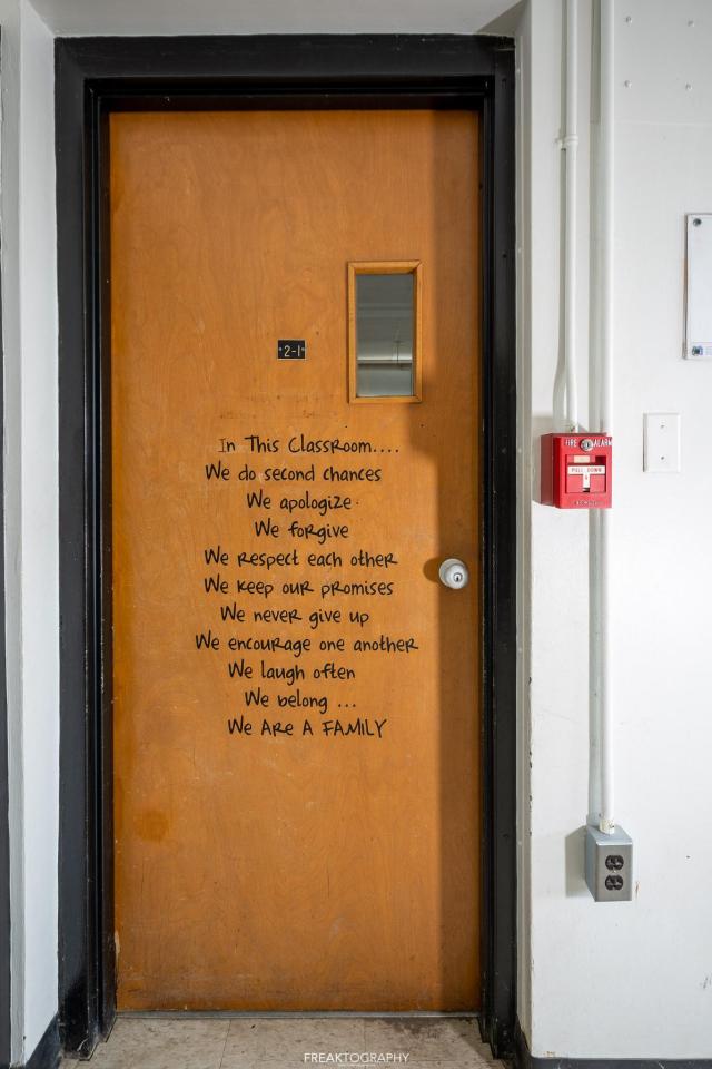 Feb 2022 - abandoned ontario school-25.jpg