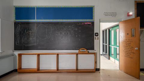 Feb 2022 - abandoned ontario school-27.jpg